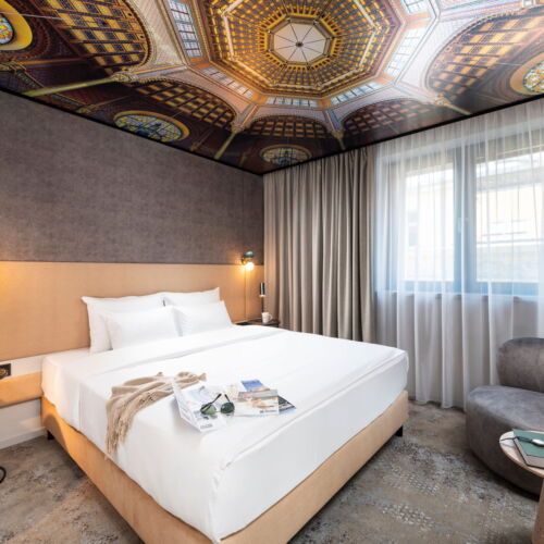 Camera dubla superior