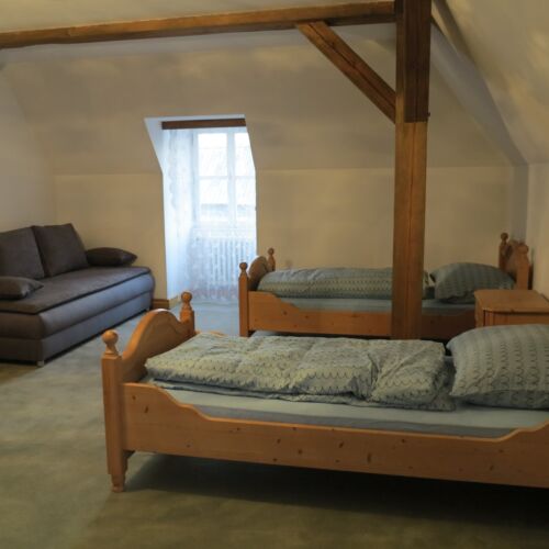 Twin Room with Shower