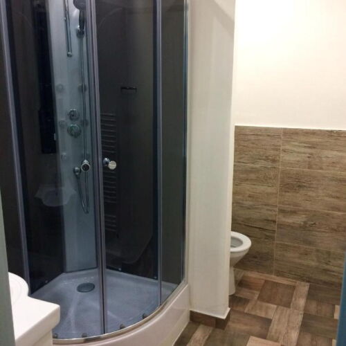 Pokoj se sprchou  pro 1 os.