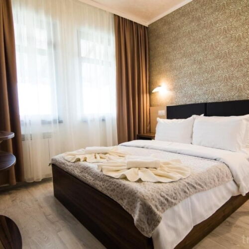 Apartament 2-osobowy z balkonem z 1 pomieszczeniem sypialnianym