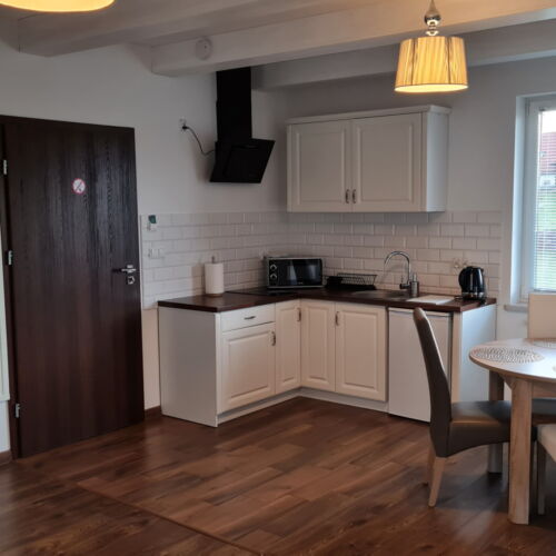 Apartament 4-osobowy na parterze Studio z 1 pomieszczeniem sypialnianym