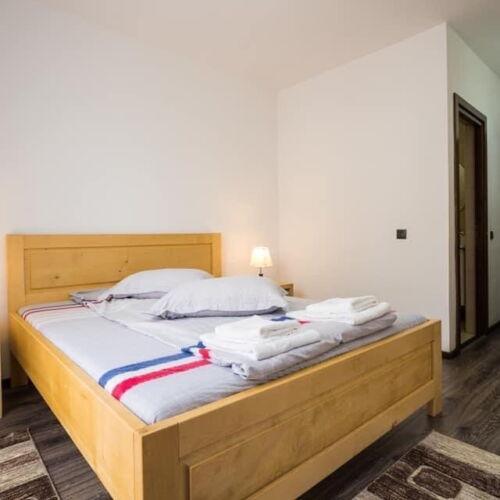 Camera dubla cu balcon