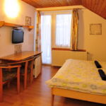 Apartment for 15 Persons with Shower and Kitchen