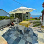 Upstairs 3-Room Balcony Apartment for 5 Persons
