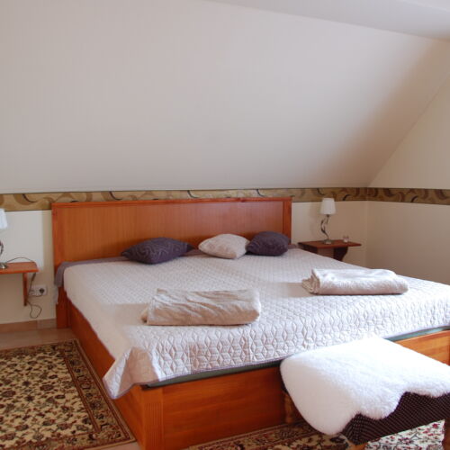 Apartament 4-osobowy na piętrze Romantyczny z 2 pomieszczeniami sypialnianymi