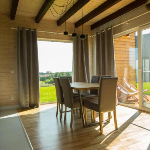 Domek całoroczny 6-osobowy Deluxe z antresolą