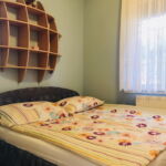 Romantik Apartman s terasou s manželskou postelí s 1 ložnicí (s možností přistýlky)
