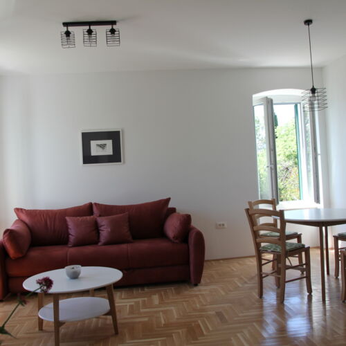 Sea View Ground Floor Apartment for 4 Persons