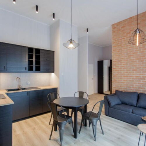 Apartament studio cu 2 camere pentru 4 pers.