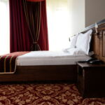 Pokoj s manželskou postelí (s možností přistýlky)