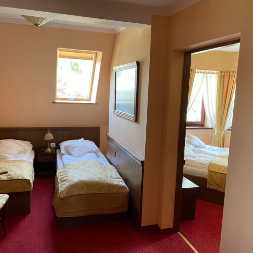 Pokój 4-osobowy na parterze Junior