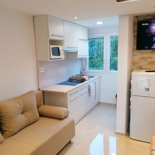 River View Whole House Holiday Home for 4 Persons