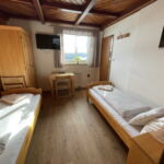 Twin Room with Shower and Shared Kitchenette