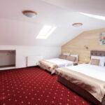Family 1-Zimmer-Suite für 4 Personen im Dachgeschoss