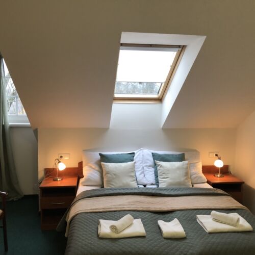 Pokoj pro 3 os. v podkroví  (s možností přistýlky)