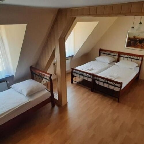 Apartament cu 4 camere pentru 11 pers.