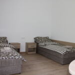 Upstairs 1-Room Apartment for 2 Persons with LCD/Plasma TV