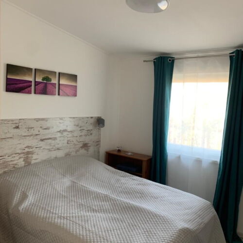 Whole House 2-Room Air Conditioned Apartment for 4 Persons (extra bed available)