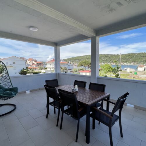 Deluxe 2-Zimmer-Apartment für 4 Personen mit Terasse (Zusatzbett möglich)