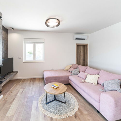 Summer House for 6 Persons