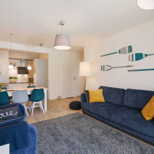 Apartament 5-osobowy na piętrze pokój od strony basenu z 2 pomieszczeniami sypialnianymi