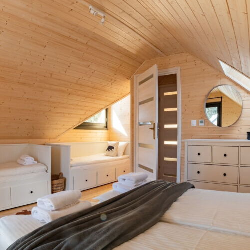 Domek drewniany 9-osobowy cały dom z balkonem