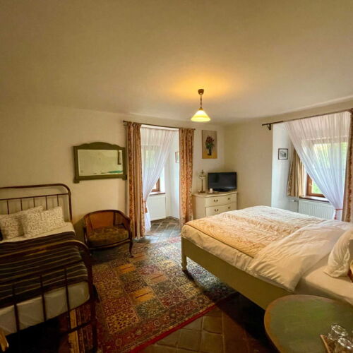 Triple Room with Shower