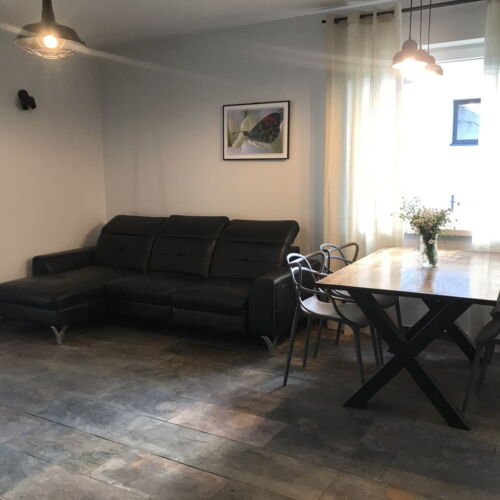 Casa de vacanta toata casa cu vedere spre padure pentru 8 pers. (se inchirieaza doar integral) (se poate solicita pat suplimentar)