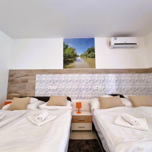 Apartament 4-osobowy na parterze z tarasem z 1 pomieszczeniem sypialnianym