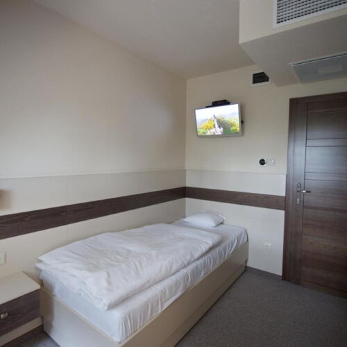 Upstairs Air Conditioned Twin Room