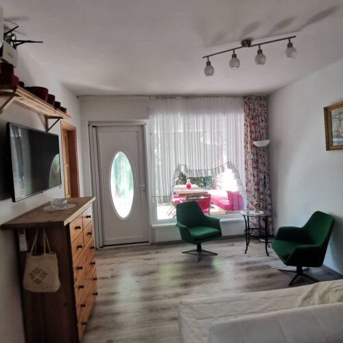 Apartament 6-osobowy na parterze z klimatyzacją z 3 pomieszczeniami sypialnianymi