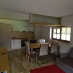 Sípályára nyíló kilátás balkonos 4 fős apartman 2 hálótérrel (pótágyazható)