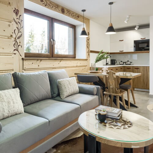 Apartament 4-osobowy na parterze z 2 pomieszczeniami sypialnianymi