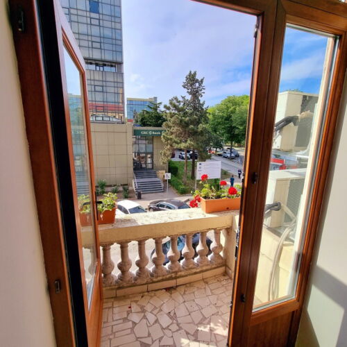 Camera dubla cu balcon