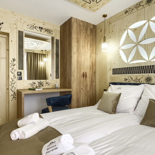 Apartament 4-osobowy z tarasem z 2 pomieszczeniami sypialnianymi