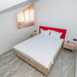Potkrovlje soba sa francuskim krevetom (za 2 osoba(e))