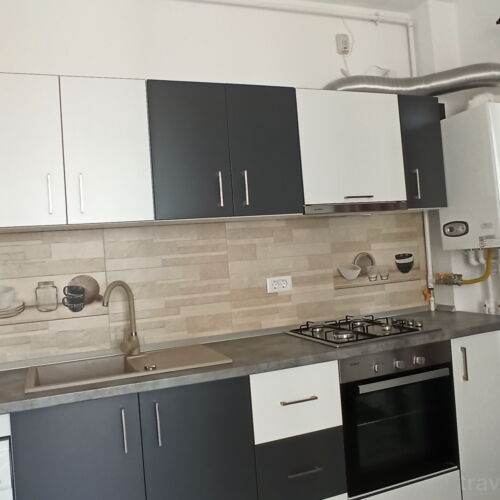 Apartament deluxe cu balcon cu 1 camera pentru 2 pers.