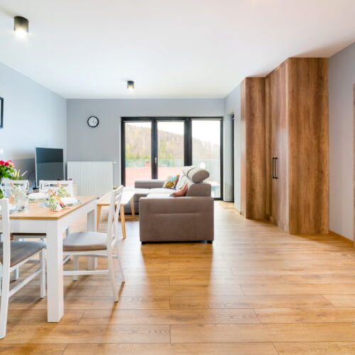 Apartament 6-osobowy 