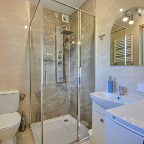 Apartman pro 5 os. se 2 ložnicemi na přízemí 