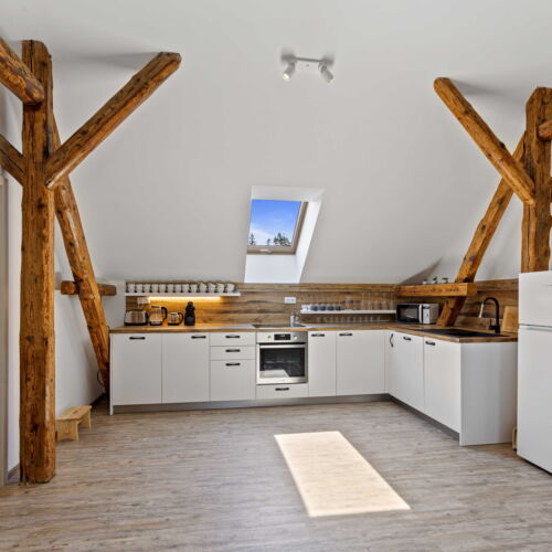 Apartman se sprchou s vlastní kuchyňkou pro 6 os. (s možností přistýlky)