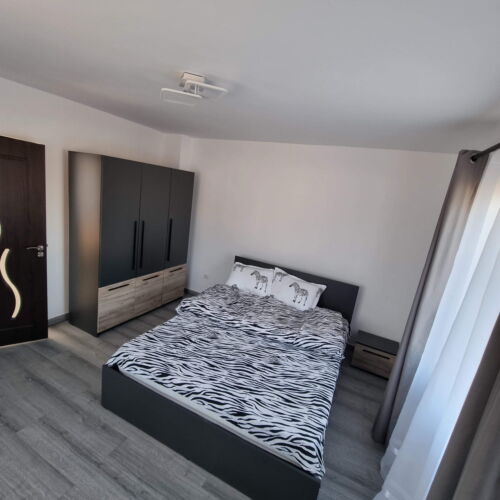 Vilă standard întreaga unitate pentru 10 pers. (se inchirieaza doar integral)