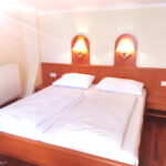 Komfort Pokoj s balkónem s manželskou postelí
