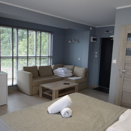 Pokój 4-osobowy na piętrze z widokiem na jezioro