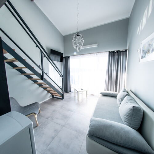 Pokój 4-osobowy na piętrze z widokiem na jezioro