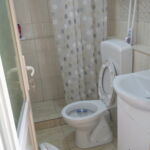 Fürdőszobás Design kétágyas szoba