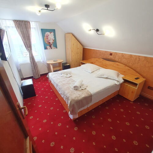 Camera dubla cu baie