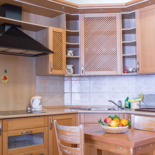 Apartament la etaj cu aer condiționat cu 2 camere pentru 4 pers. (se poate solicita pat suplimentar)