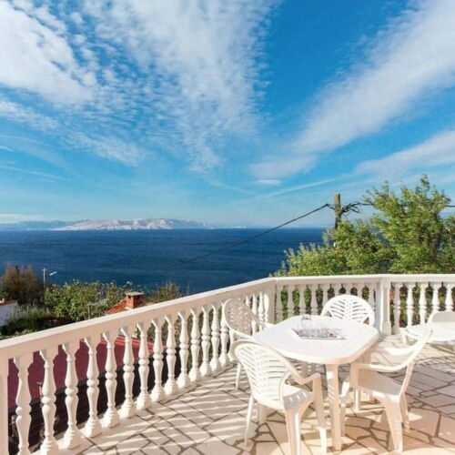 Emeleti Standard 6 fős apartman 3 hálótérrel (pótágyazható)