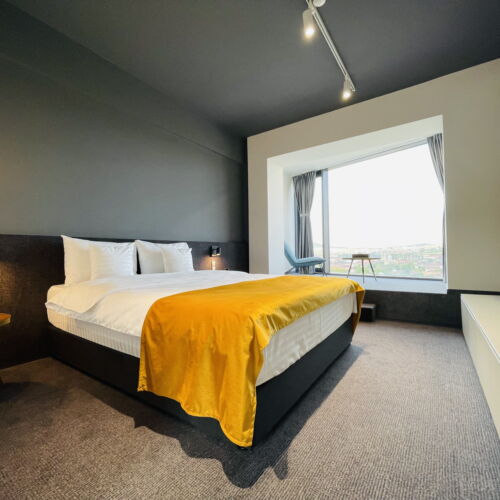 Camera dubla superior (se poate solicita pat suplimentar)