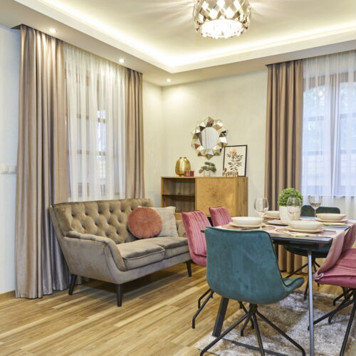 S vlastní jacuzzi Apartman pro 6 os. se 3 ložnicemi přízemní (s možností přistýlky)